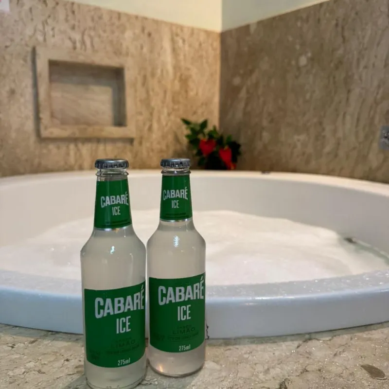 Quarto Luxo com hidromassagem do Motel e Pousada Talismã em Campo Grande MS, outra vista